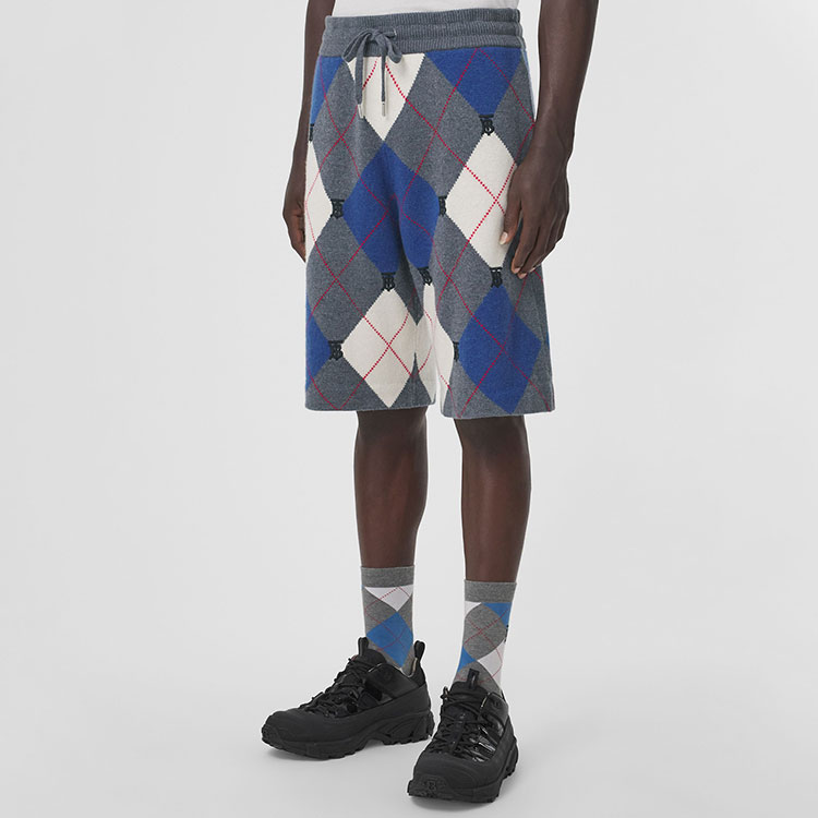 Burberry Gray Wool Blend Shorts with Multicolor Monogram Check Pattern. 80482171 圖 4