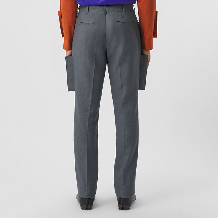 Shop 버버리 그레이 미드웨이스트 스트레이트 캐주얼 팬츠 버튼 디테일 80454721