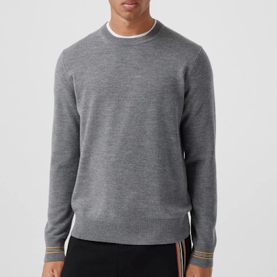 Burberry Sweater Leher Bujur Kelabu Berjalur Lelaki 80332031 Shop Burberry Sweater Leher Bujur Kelabu Berjalur Lelaki 80332031