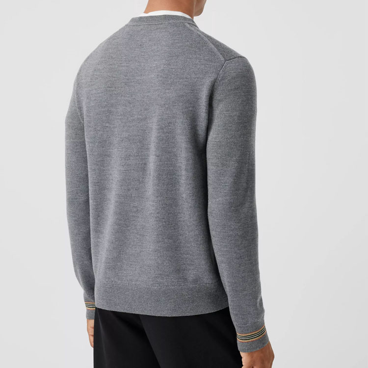 Purchase Burberry Sweater Leher Bujur Kelabu Berjalur Lelaki 80332031