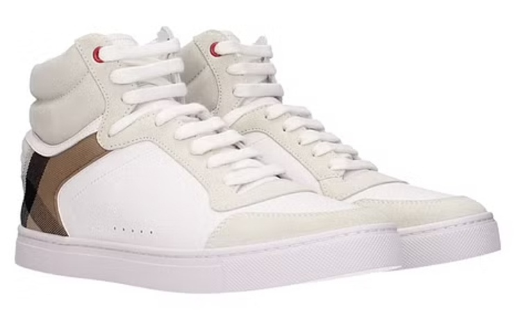 Shop Burberry Baskets Montantes Mode ''House Check Blanc'' 4054020