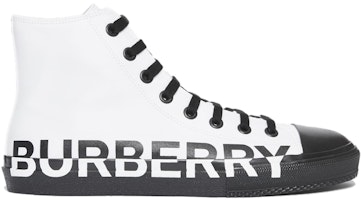 버버리 로고 프린트 블랙앤화이트 하이탑 캔버스 스니커즈 80163021 Order 버버리 로고 프린트 블랙앤화이트 하이탑 캔버스 스니커즈 80163021