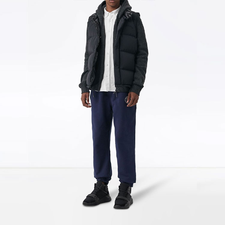 Shop Seluar Jogger Fleece Lelaki Burberry Navy Blue dengan Logo Kuda Sulam. 80040231