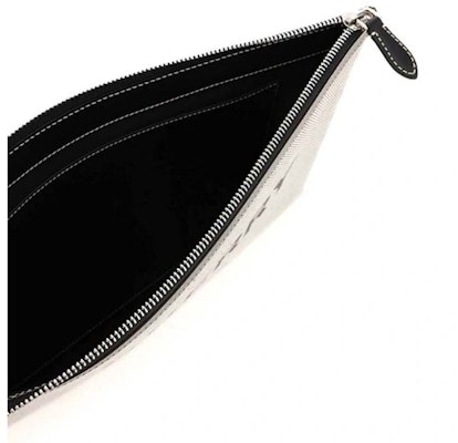 Burberry 字母印花大手拿包 黑色/灰色 Order Burberry 字母印花大手拿包 黑色/灰色