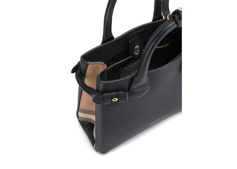 Lookbook 巴寶莉經典格紋小號托特包 黑色