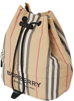 버버리 아이코닉 스트라이프 나일론 파우치 아카이브 베이지
Order 버버리 아이코닉 스트라이프 나일론 파우치 아카이브 베이지