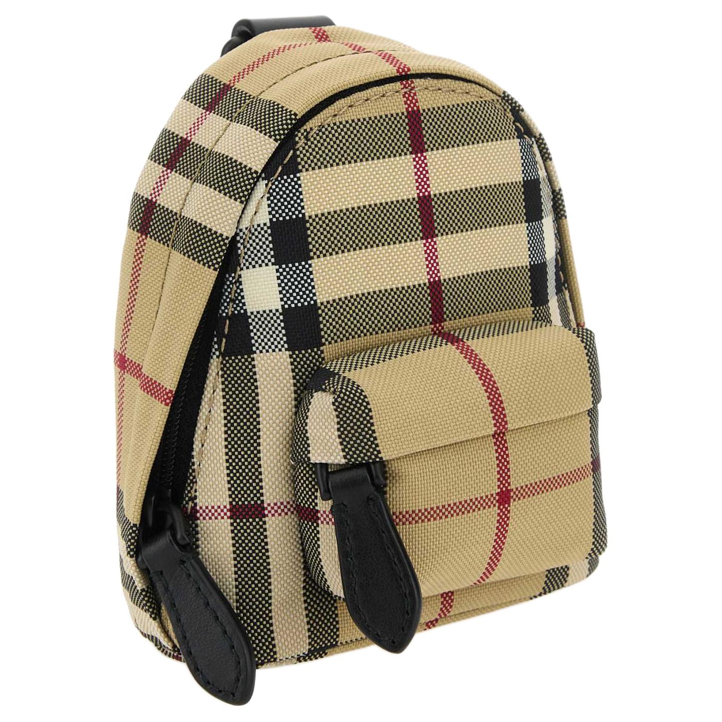 Lookbook Burberry Jett Mini Beg Galas Kulit Charm Lelaki - Khaki. 8084110