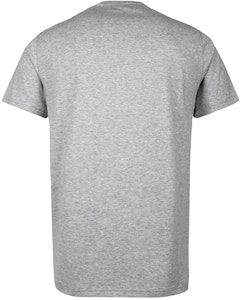 Burberry Kelabu Cerah Leher-V Logo Cetakan Baju-T Lengan Pendek 80172571 Lookbook Burberry Kelabu Cerah Leher-V Logo Cetakan Baju-T Lengan Pendek 80172571