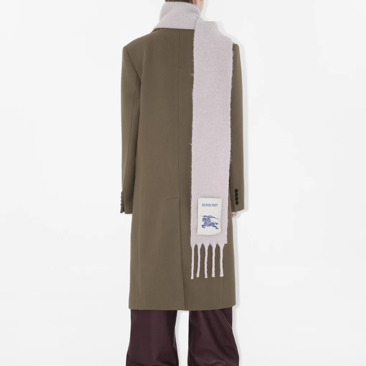 Burberry Logo Cashmere Scarf with Fringe - Unisex Couple Design in Soft Mist. 80796431 圖 5