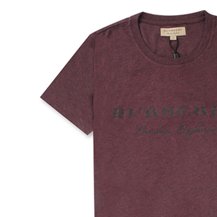 Details for Burberry Logo Kaos Crewneck Kasual Warna Burgundy Gelap. 40601251