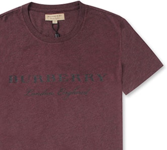 Burberry 標誌休閒圓領T恤 深酒紅色 40601251 Sizing Burberry 標誌休閒圓領T恤 深酒紅色 40601251