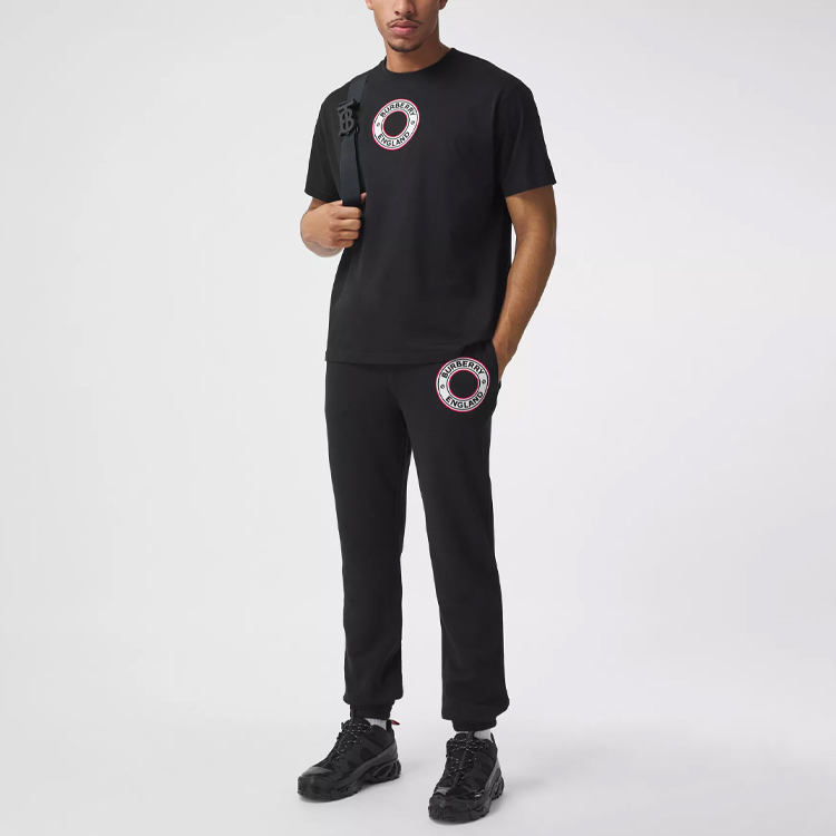 Lookbook 버버리 로고 드로스트링 커프 블랙 니트 조거 팬츠 80379831