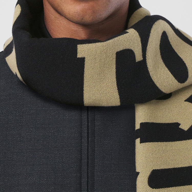 Burberry Logo Jacquard Wool-Silk Blend Scarf Unisex Couples Style. 80496591 圖 4