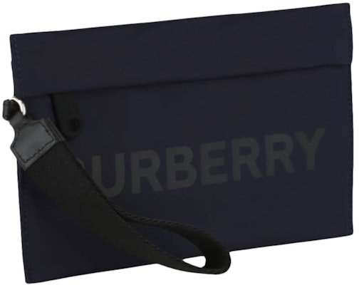 巴宝莉标志尼龙包海军蓝 Order 巴宝莉标志尼龙包海军蓝