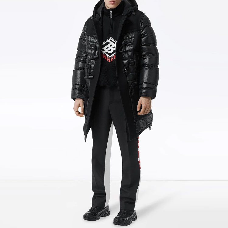 Shop 버버리 로고 프린트 투톤 캐주얼 팬츠 블랙 앤 화이트拼色 45590271