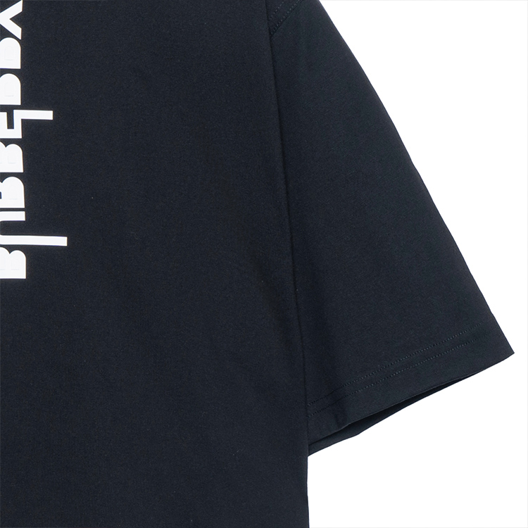 Burberry Logo Printed Cotton Oversized T-Shirt  Black 80513981 圖 6