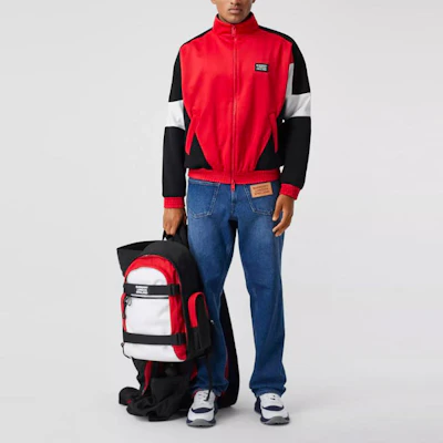 Burberry 徽標紅色橡膠運動外套 80237801 Lookbook Burberry 徽標紅色橡膠運動外套 80237801