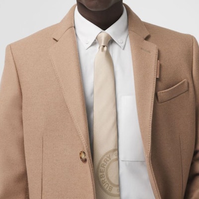 Burberry Logo Silk Tie Unisex Couple Style Beige 80420091 Lookbook Burberry Logo Silk Tie Unisex Couple Style Beige 80420091