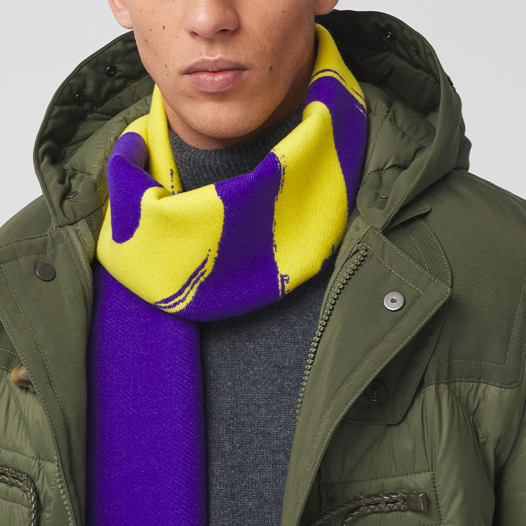 Burberry LOVE Reversible Wool Silk Jacquard Scarf Unisex Yellow Purple 80375361 圖 4