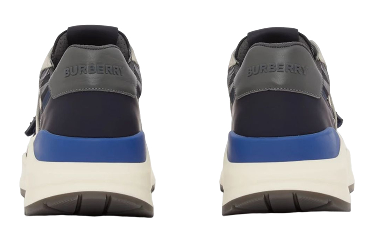 Shop バーバリー チェック柄 ローカットスニーカー (ネイビー) 80606211