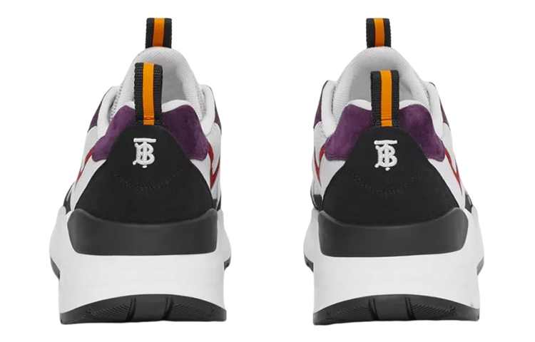 Shop Burberry 低帮运动鞋 '黑白标志' 80618731