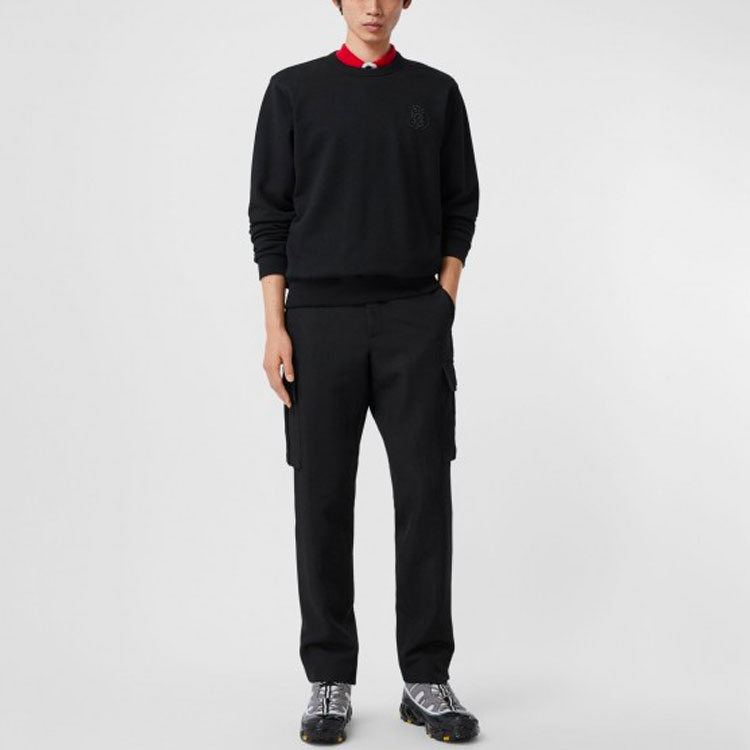Shop Burberry 經典字母圓領黑色長袖休閒衫 80245321