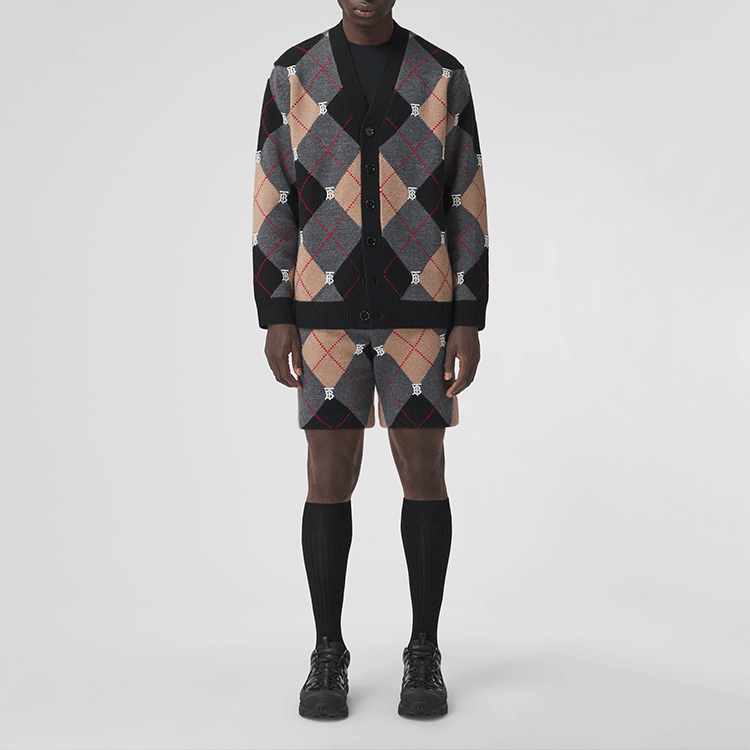 Lookbook Burberry Monogram Diamond Pattern Wool-Cashmere Sweater Beige 80481011