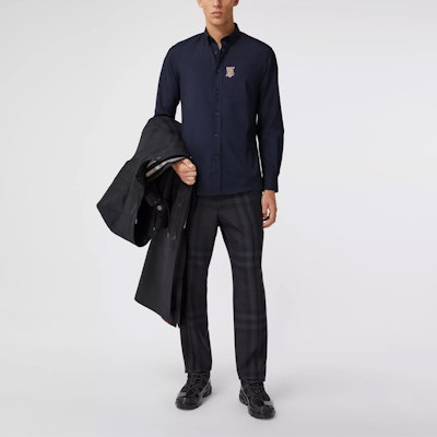 Burberry 經典字母圖案彈力棉襯衫 深藍色 80367641 Lookbook Burberry 經典字母圖案彈力棉襯衫 深藍色 80367641