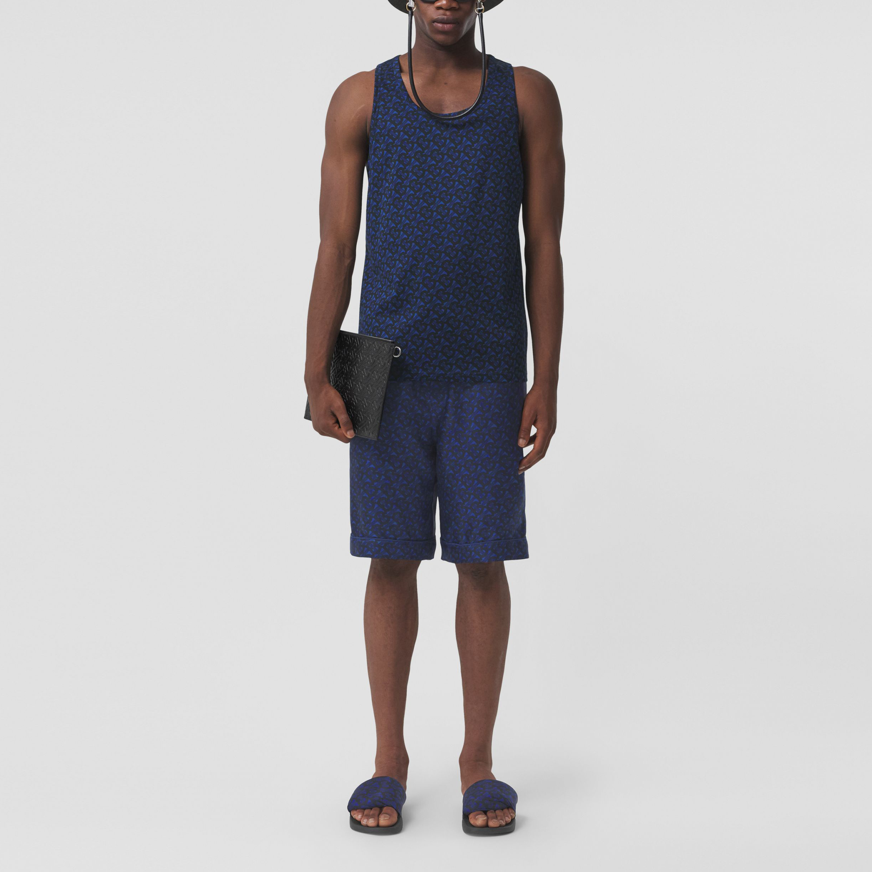 Lookbook Camiseta sin mangas de algodón con estampado Monograma Burberry - Azul 80488561
