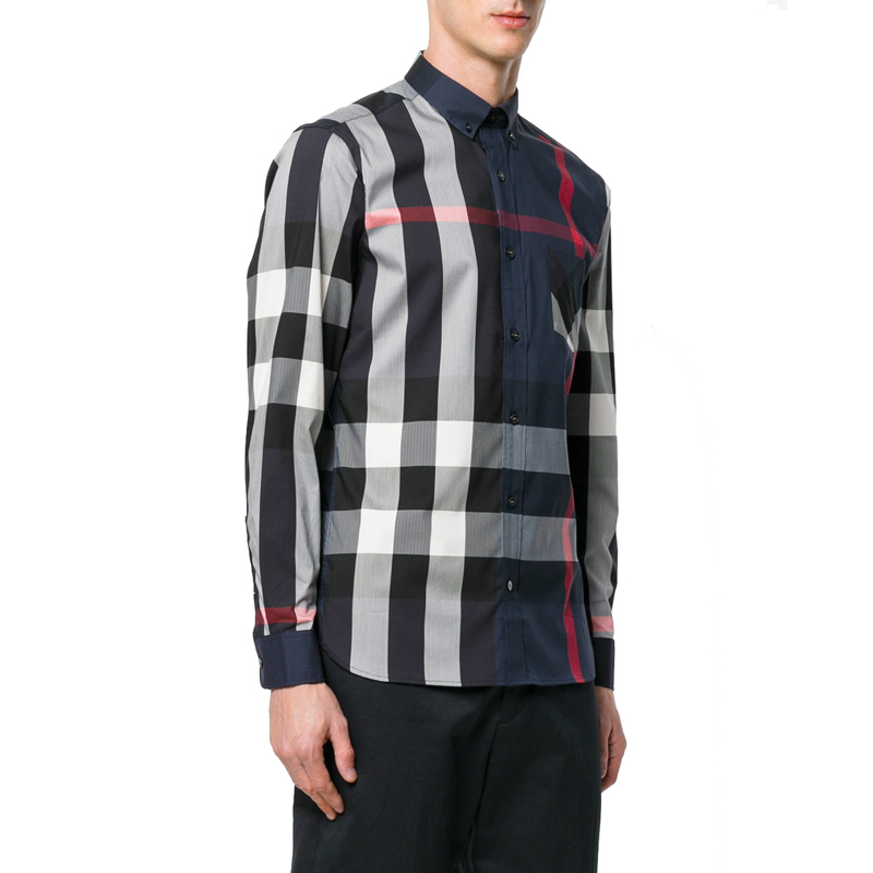 Lookbook Burberry 海軍藍格紋棉混紡襯衫. 40458361