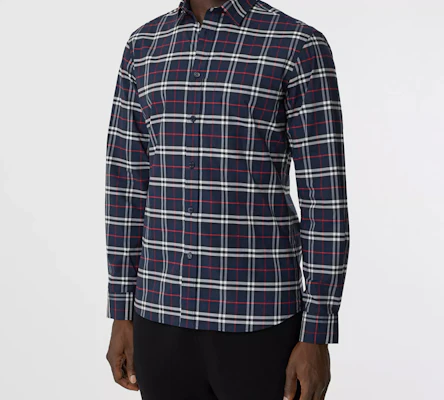 Burberry 深藍格紋彈性長袖襯衫 80186401 Lookbook Burberry 深藍格紋彈性長袖襯衫 80186401