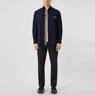 Burberry Baju Kemeja Navy Blue Cotton Check Logo Koleksi Musim Bunga. 80430621 Purchase Burberry Baju Kemeja Navy Blue Cotton Check Logo Koleksi Musim Bunga. 80430621