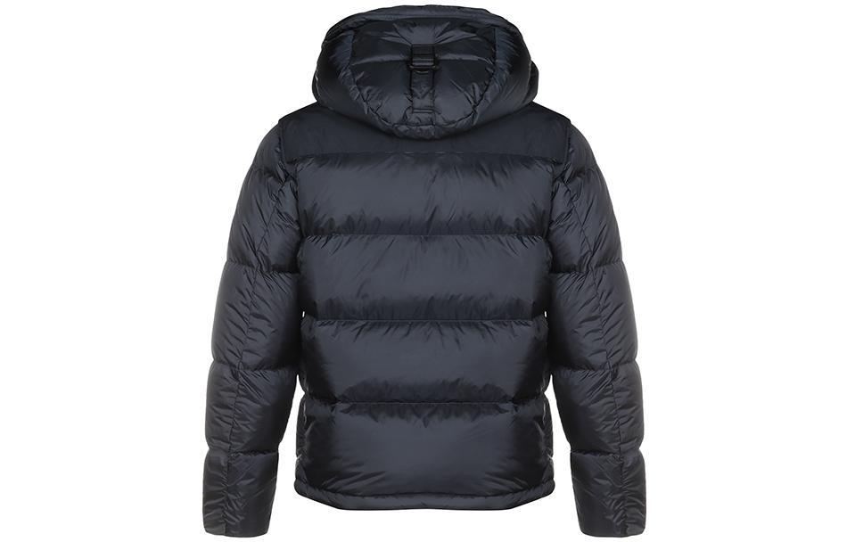 Lookbook Jaket Musim Dingin Pria Burberry Navy Blue dengan Lengan Lepas Pasang. 80187321