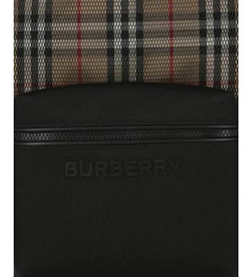 博柏利卡其色經典格紋背包 Lookbook 博柏利卡其色經典格紋背包