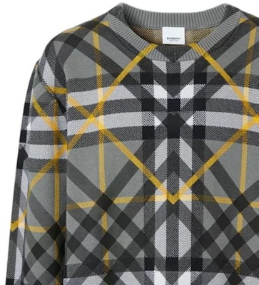 버버리 오버사이즈 체크 코튼 자카드 스웨터 스톰 그레이. 80651761 Purchase 버버리 오버사이즈 체크 코튼 자카드 스웨터 스톰 그레이. 80651761