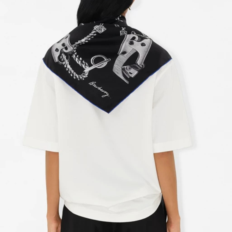 Burberry Pattern Print Silk Scarf Unisex Couple's Edition in Black. 80877651 圖 5