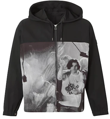버버리 포토 프린트 후드 재킷 블랙 80240591 Buy 버버리 포토 프린트 후드 재킷 블랙 80240591
