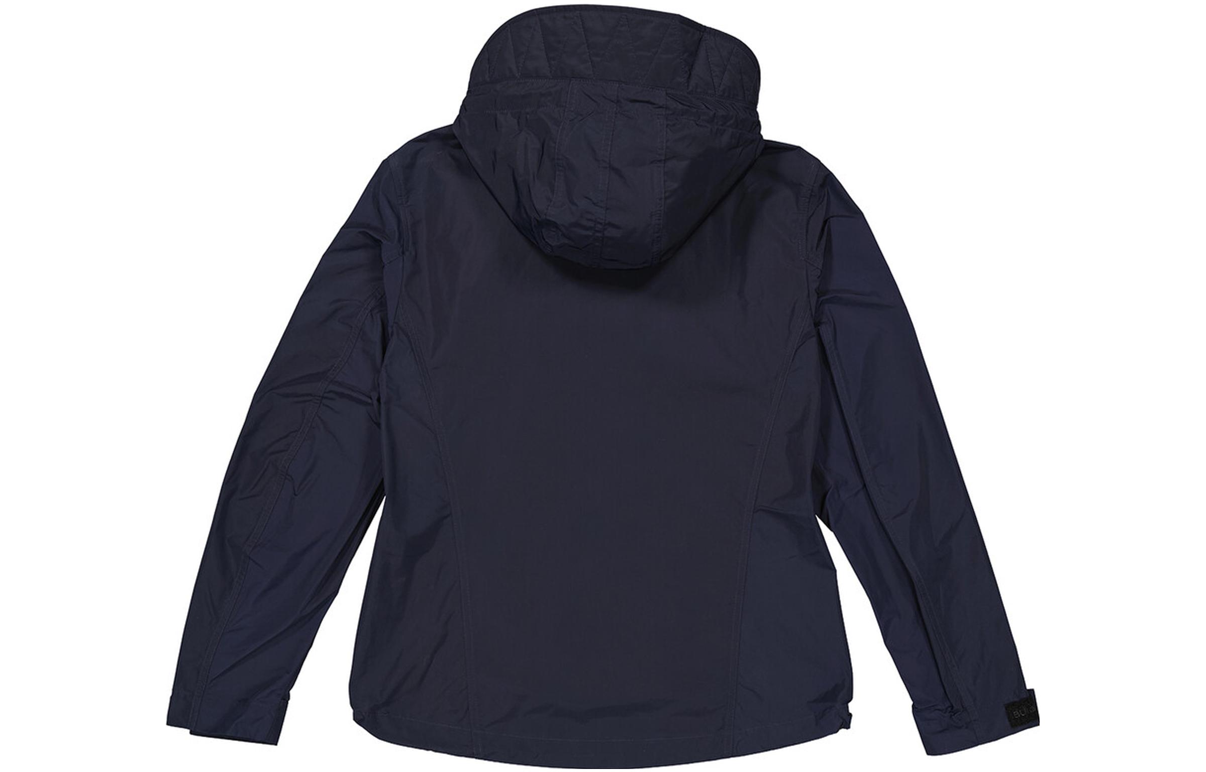 Lookbook Chaqueta con Capucha Portátil Burberry con Cremallera en Azul Marino. 8014364