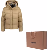 Sizing Burberry 菱格連帽羽絨外套 米色 81052261