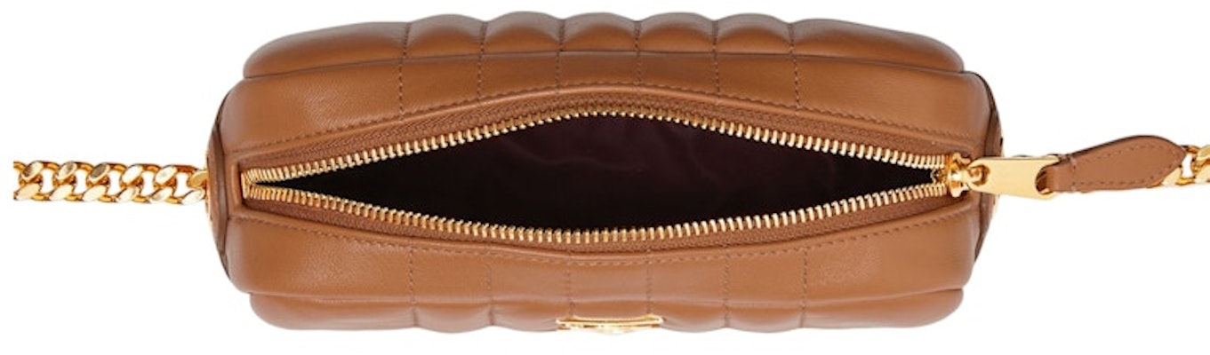 バーバリーキルテッドレザー ミニローラ カメラバッグ メープルブラウン/ゴールドトーン Lookbook バーバリーキルテッドレザー ミニローラ カメラバッグ メープルブラウン/ゴールドトーン