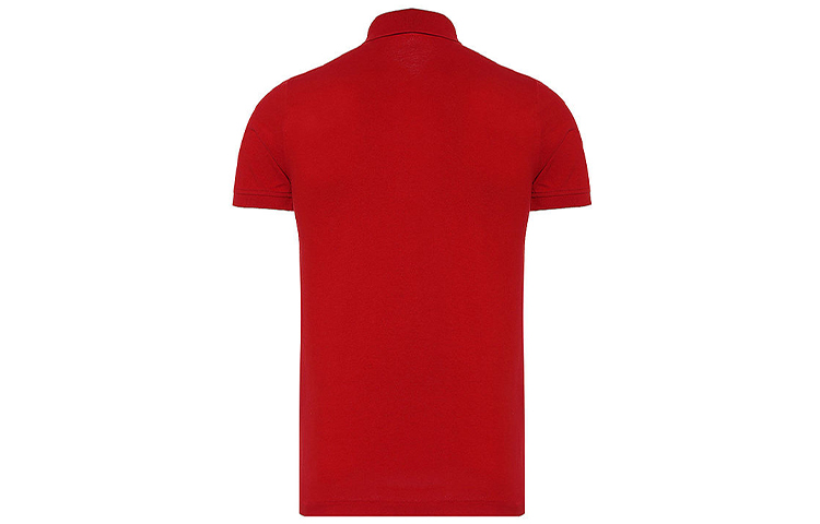 Lookbook Polo Rojo Burberry con Insignia Bordada de Caballero Ecuestre. 39545581