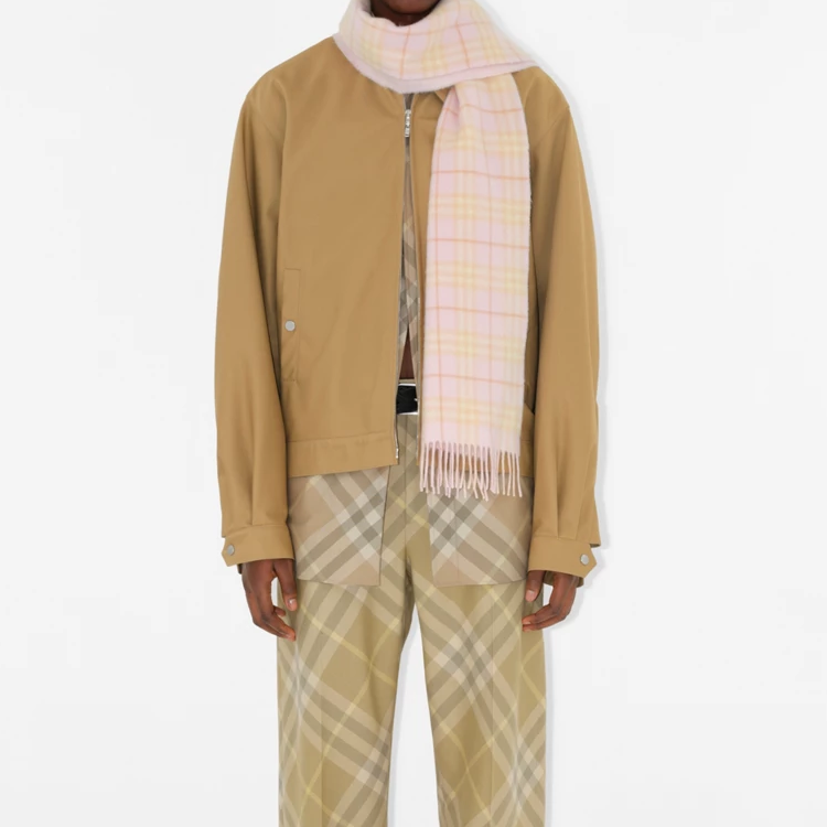Burberry Reversible Check Cashmere Scarf Unisex Couple Style Pink 80832761 圖 5