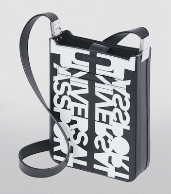 Burberry Riccardo Tisci Edition Slogan Messenger Bag Black Lookbook Burberry Riccardo Tisci Edition Slogan Messenger Bag Black
