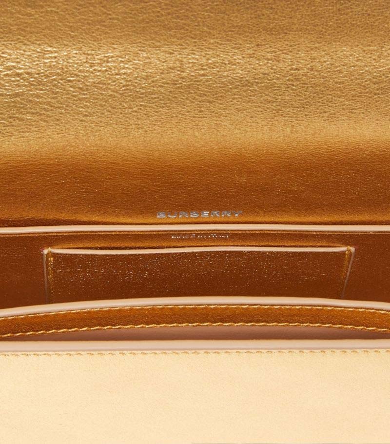 Order Tas Bahu Burberry kecil Kulit Metalik Olympia Emas