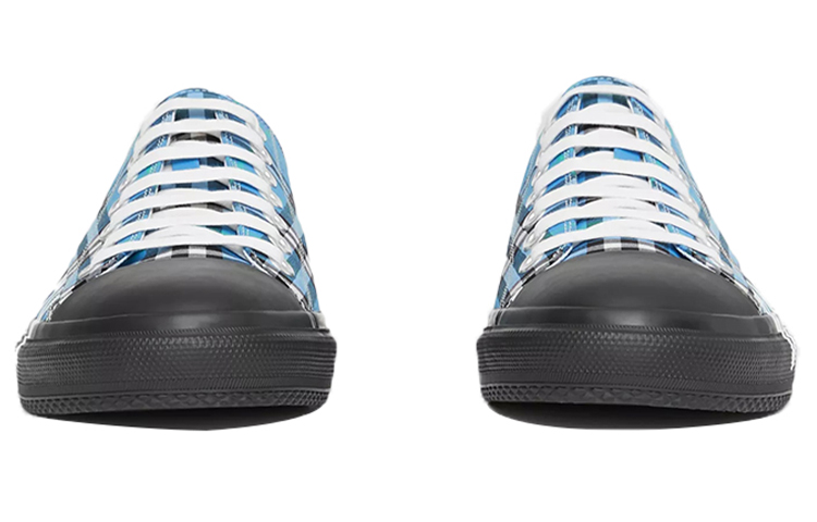 Shop 버버리 로고 프린트 컴포트 스니커즈 (네이비) 80394991