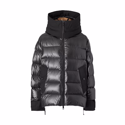 Burberry Solid Color Black Hooded Slim Fit Down Jacket 80439201