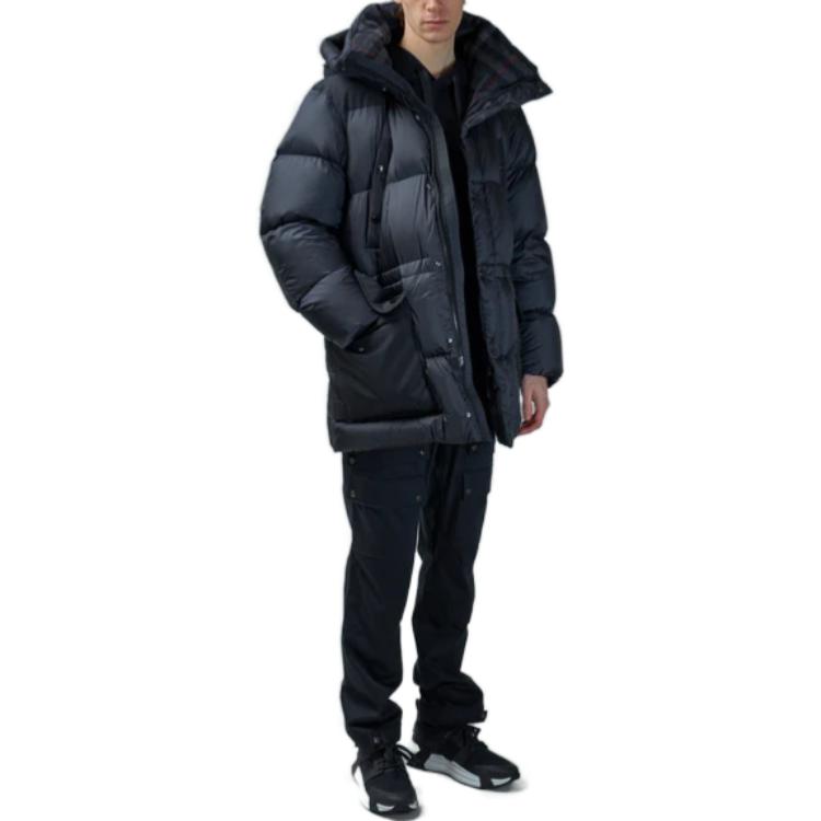 Lookbook Chaqueta Acolchada con Capucha y Botones Burberry Color Sólido Negra Hombre. 80733061