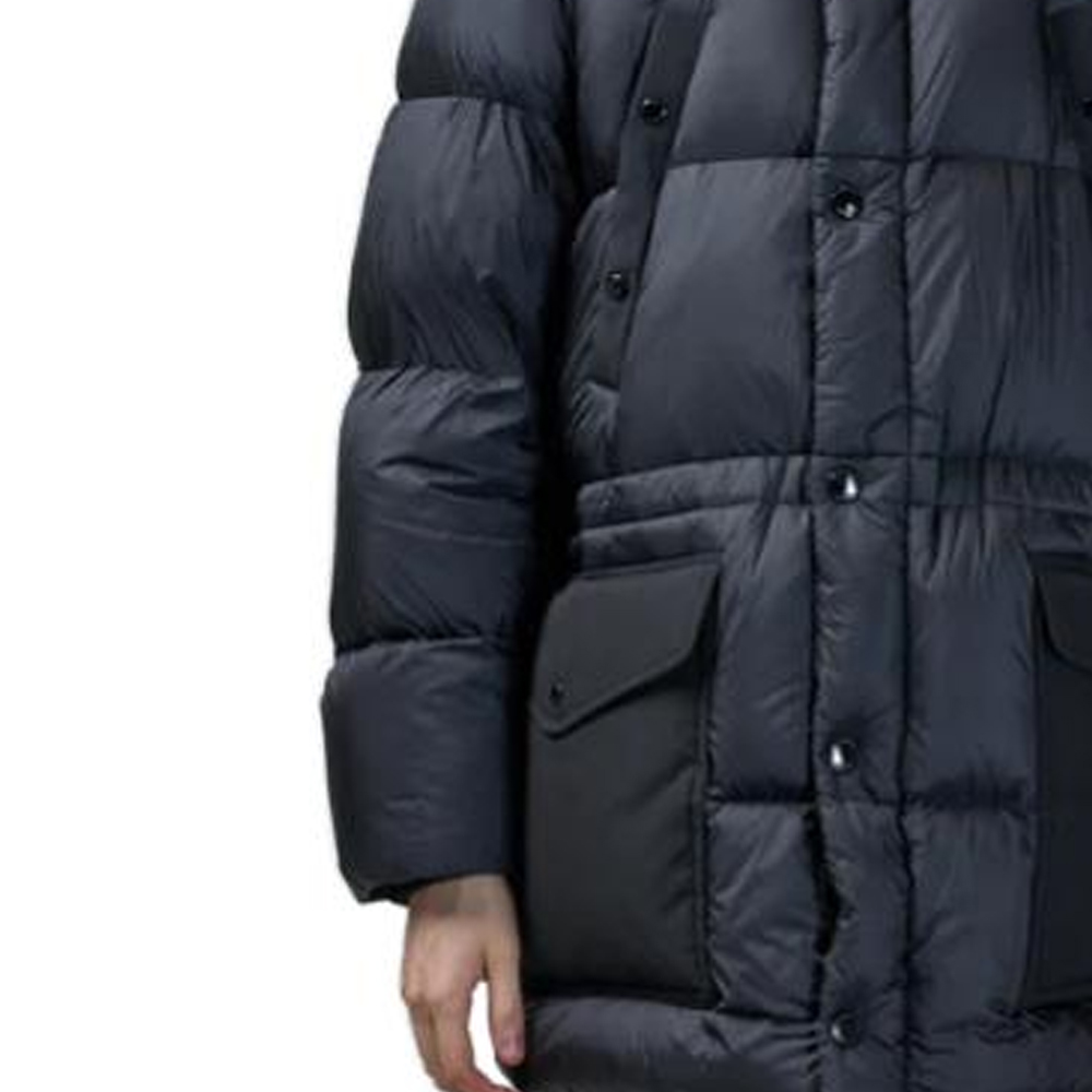 Sizing Chaqueta Acolchada con Capucha y Botones Burberry Color Sólido Negra Hombre. 80733061