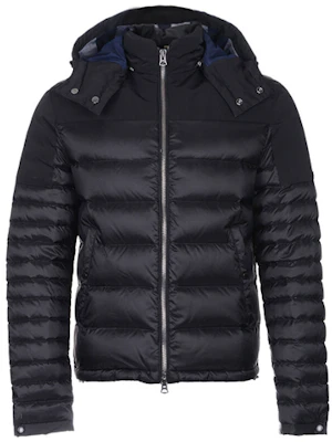 Burberry Jaket Tebal Hoodie Warna Solid Hitam. 39741491 Order Burberry Jaket Tebal Hoodie Warna Solid Hitam. 39741491
