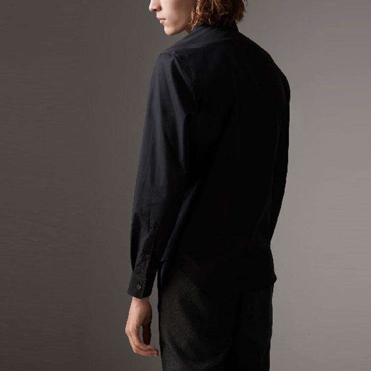 Burberry Solid Color Stretch Cotton Shirt with Check Detail - Black. 39911621 圖 4